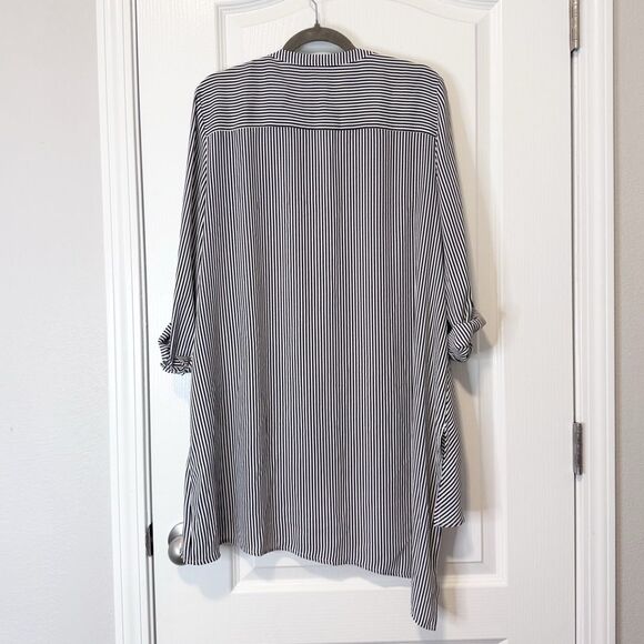 Chico’s Women’s Striped Lace Up Roll Tab Sleeve Asymmetrical Hem Tunic Size L/2 - Picture 8 of 10